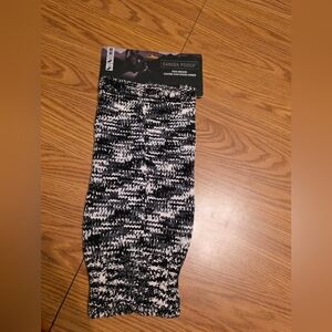 Canada Pooch Black and White Dog Snood